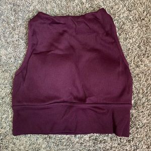 High neck sports bra